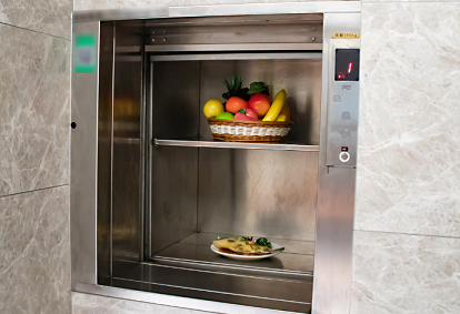 传菜电梯上要有哪些安全标识?